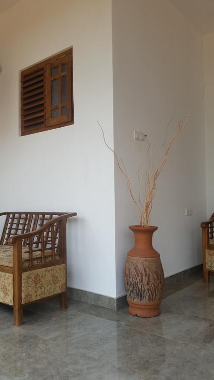 Sunhill Lake Tourist Rest Anurâdhapura Extérieur photo